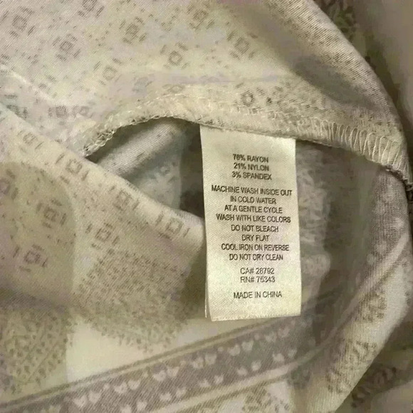 Cynthia Rowley Blue and White Zip Back Blouse Size Small - Picture 4 of 5